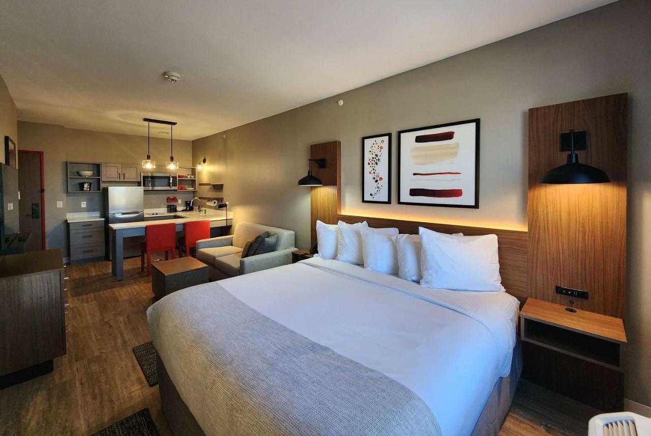 Hawthorn Suites By Wyndham Del Río Exterior foto